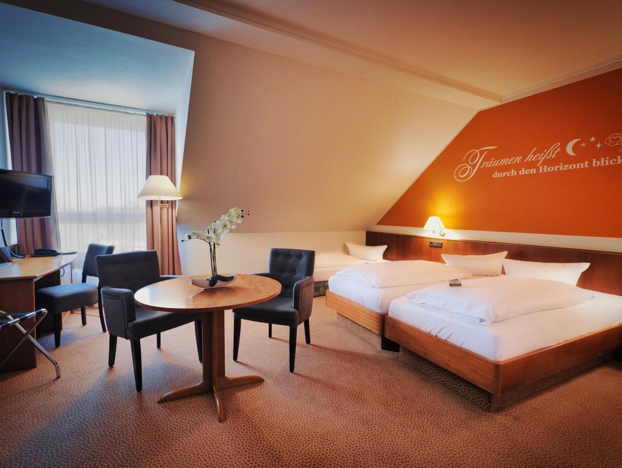 Hotel Sportwelt Radeberg Esterno foto
