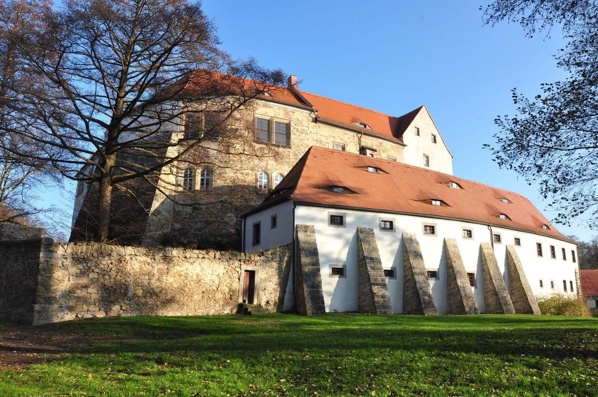 Hotel Sportwelt Radeberg Esterno foto